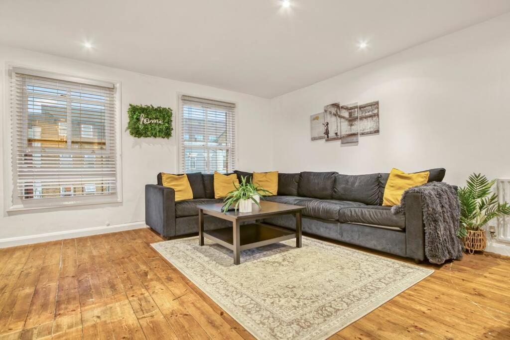 Apartment In Shoreditch/ Old St لندن المظهر الخارجي الصورة